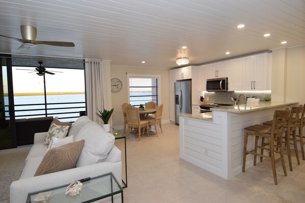 Smart TV, fireplace, printers