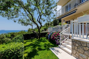 Apartment (One Bedroom Apartment with Terrace an) | Außenbereich