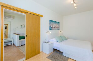 Apartment (One Bedroom Apartment with Terrace an) | 2 bedrooms, iron/ironing board, cribs/infant beds, free WiFi