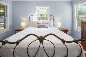 Nhà, 2 phòng ngủ | 2 phòng ngủ, bàn ủi/dụng cụ ủi quần áo 