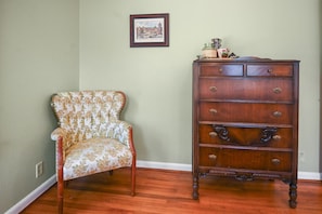 House, 2 Bedrooms | Interior - Das Mueller Guest Haus 3 Bedroom Home by RedAwning (Fredericksburg)