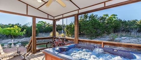 Cabane, 1 chambre | Spa | Bain à remous