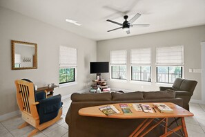 Maison, 2 chambres | Aire de séjour | Téléviseur connecté, lecteur de DVD