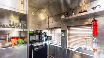 Cottage, 1 Bedroom | Private kitchen