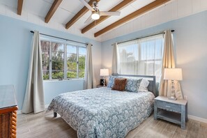 Villa, 2 Bedrooms | 2 bedrooms, iron/ironing board, WiFi - Island Gem A 2 Bedroom Villa by RedAwning (Anna Maria)