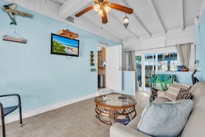 Villa, 2 Bedrooms | Living area