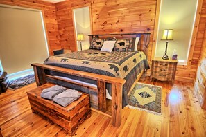 4 bedrooms, iron/ironing board, free WiFi, bed sheets