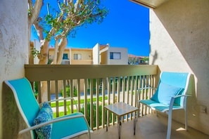 Condo, 2 Bedrooms | Property grounds