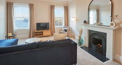 Host & Stay | Huntcliff View Apartment