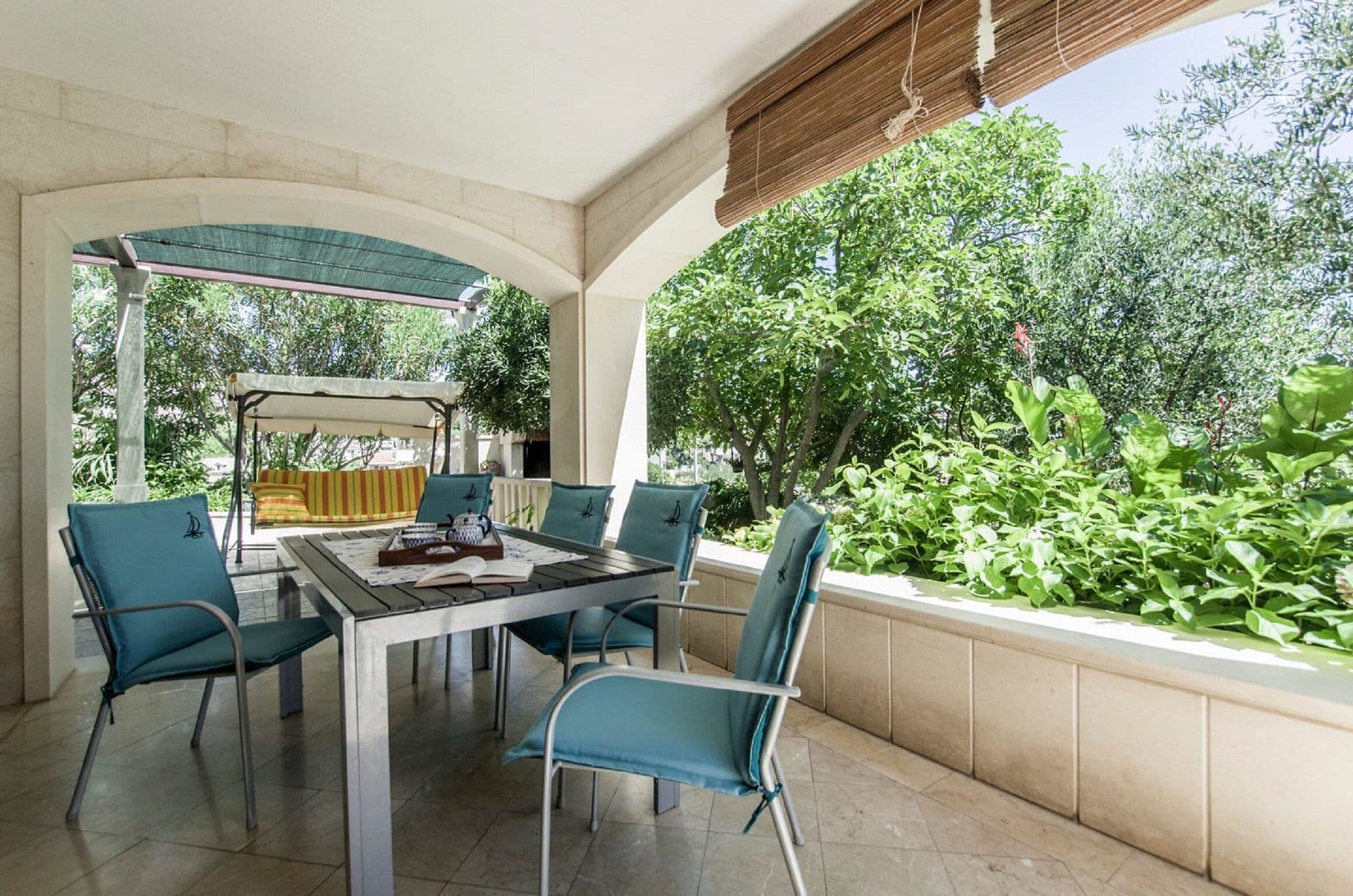 Casa (Three Bedroom Home with Terrace) | Terraço/pátio