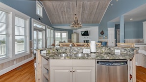 Coffee/tea maker, fridge, microwave, oven - Bald Head Island Home with Spectacular Ocean and Marsh Views (Bald Head Island)