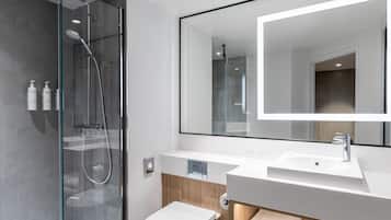 Shower, free toiletries, hair dryer, towels
