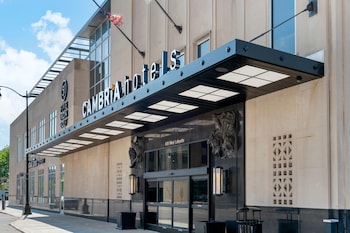 Cambria Hotel Detroit Downtown
