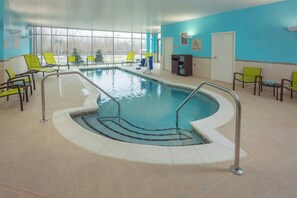 Indoor pool - SpringHill Suites by Marriott Frederick (Frederick)