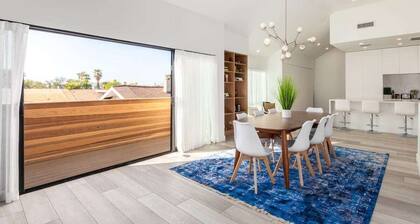 Urban Art Loft - Historic DT Phoenix-Chefs Kitchen