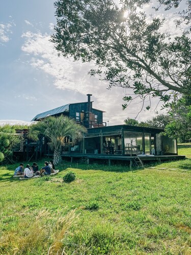 Large house with ocean view 5 blocks from the beach with a large park. 