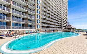 Outdoor pool, a heated pool