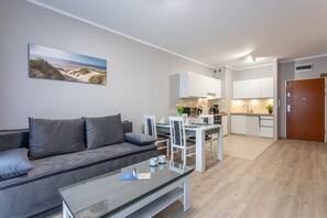 TV - Ferienwohnung am Meer, Urlaub auf der Insel Usedom, Appartement Flora (Swinoujscie)