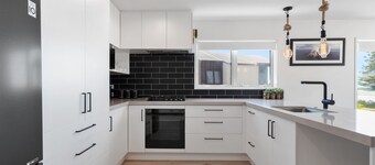 Ohope Beachside Retreat - Ohope Holiday Home