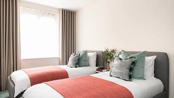 Apartemen (2 Bedrooms) | 2 kamar tidur dan seprai linen