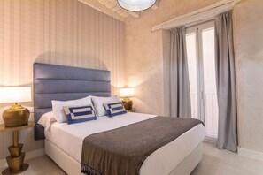 3 slaapkamers, een strijkplank/strijkijzer, wifi, beddengoed