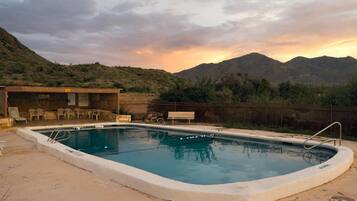 Seasonal outdoor pool