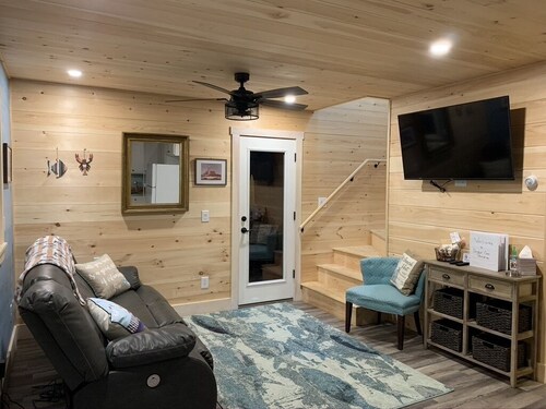 Decker Cove Cottage, new in 2020!