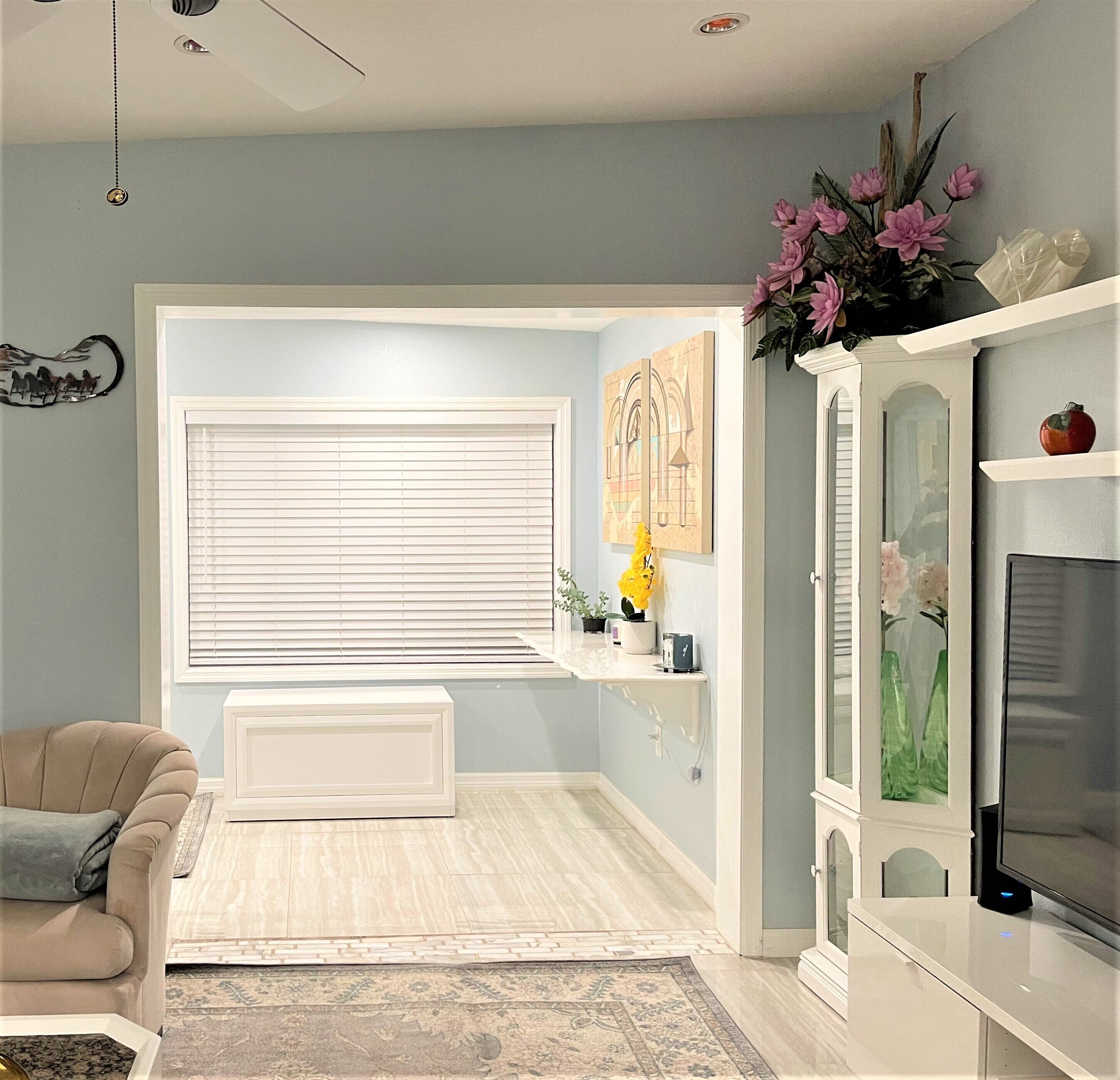 Recently remodeled home-Central to beautiful beaches