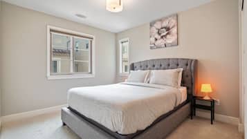 4 bedrooms, desk, iron/ironing board, WiFi