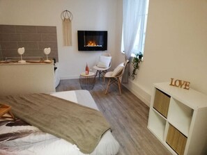 1 chambre, Wi-Fi, draps fournis