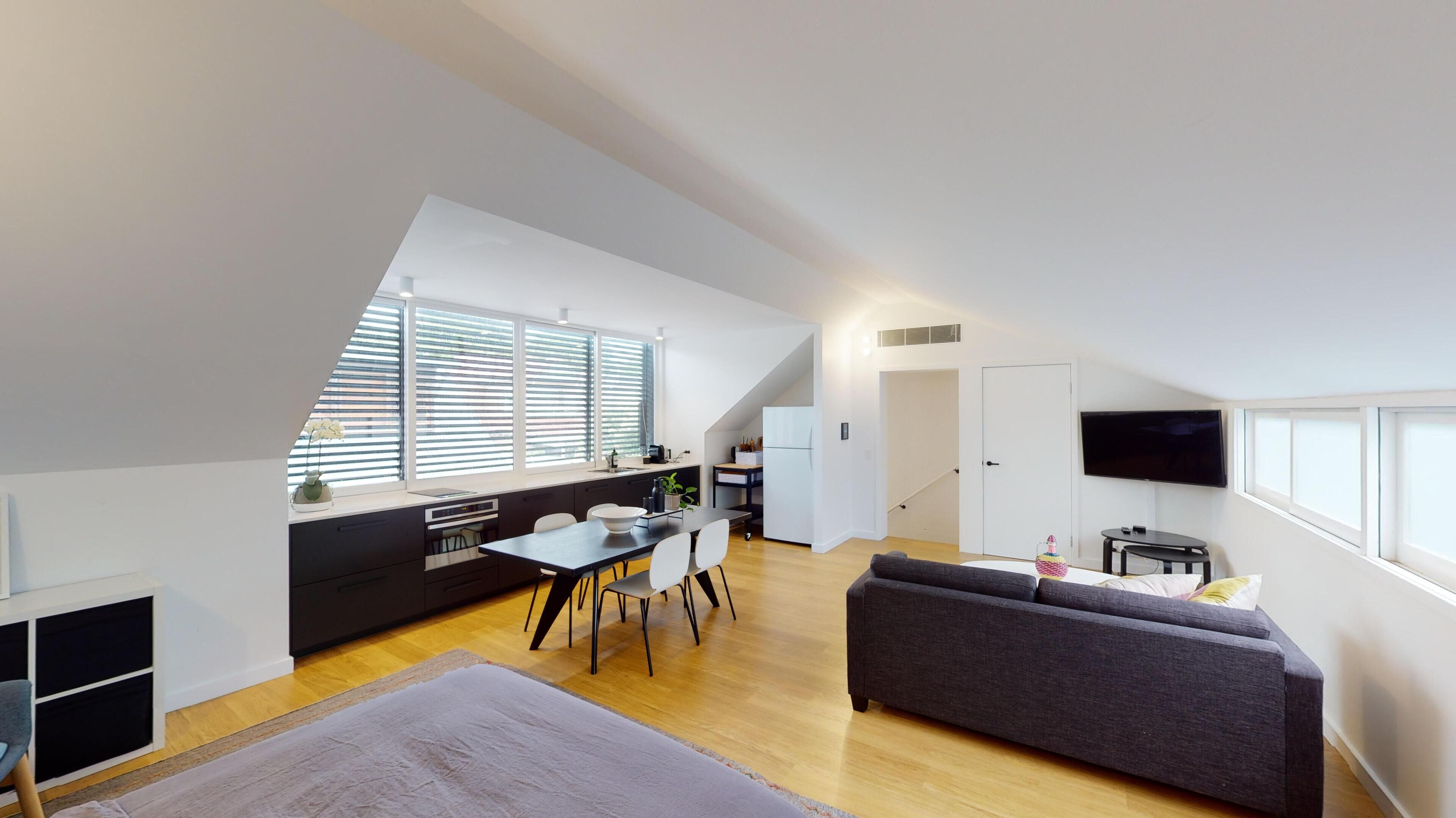 Fully self contained studio