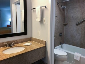Combined shower/bathtub