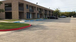 Ilmainen pysäköintipaikka