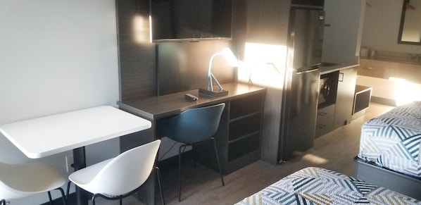 Free WiFi, bed sheets