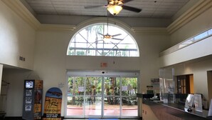 Lobby - Karma Nest Extended Stay Suites (Tampa)