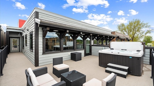 Chic Downtown Whitefish Condo with Private Hot Tub