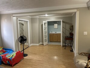 3 camere, ferro/asse da stiro, Wi-Fi gratuito, lenzuola