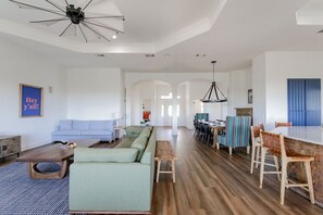 Televisión y futbolito 