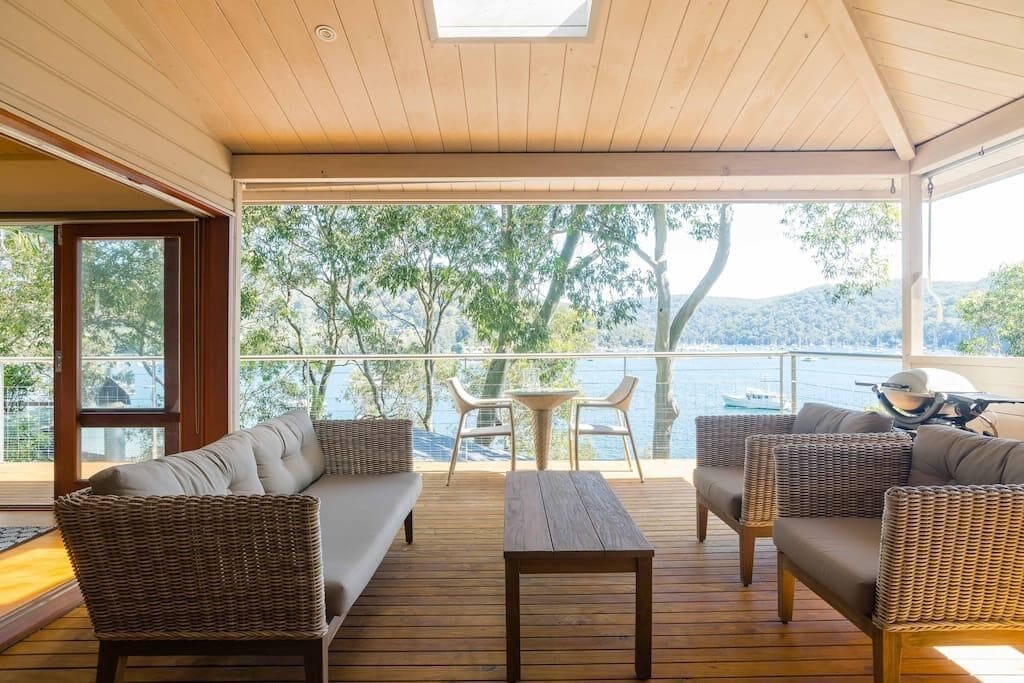 Scotland Island Beach House - Pittwater Waterfront