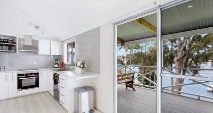 'Fair View on Daleys' by Accom Holidays
