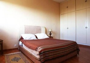 3 bedrooms