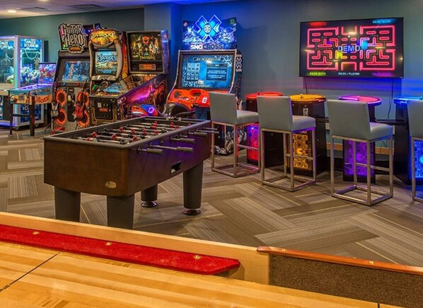 Casino - Grand Colorado Peak 8   .  Available Feb 6-13 (Breckenridge)
