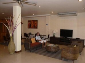 บริเวณนั่งเล่น