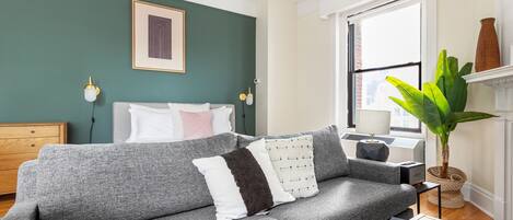 Fernseher, Stereoanlage