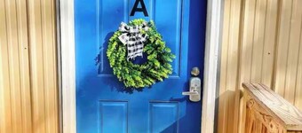Authentic working horse farm stay! Quiet, rural, and close to nature! 