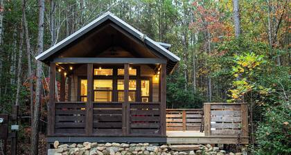 Firefly at Mentone with Hot Tub & Internet