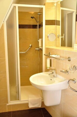 Bathroom - Certovka Hotel (Prague)