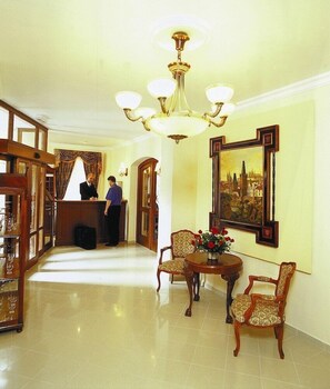 Lobby - Certovka Hotel (Prague)