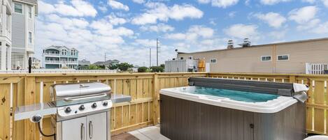 Bain à remous extérieur