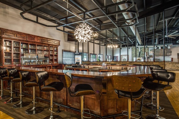 Bar (in der Unterkunft)